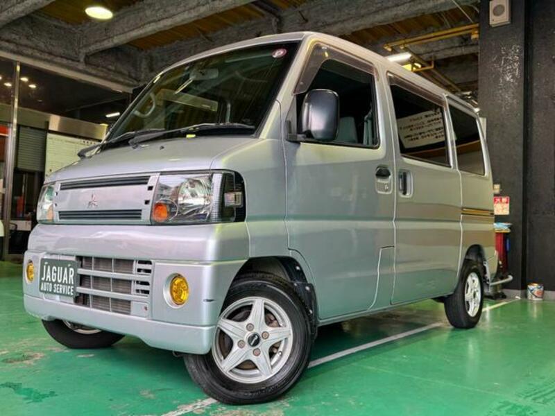 MINICAB VAN