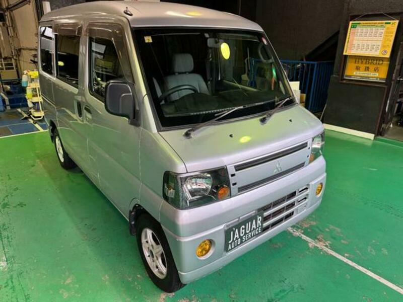 MINICAB VAN
