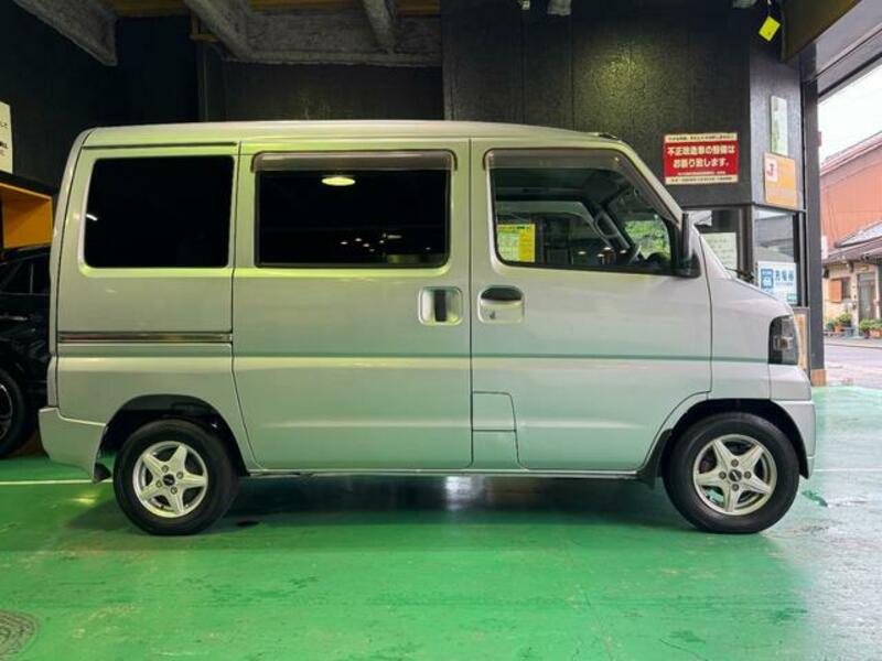 MINICAB VAN