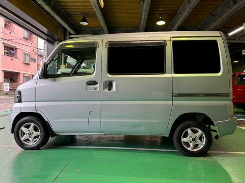 MINICAB VAN