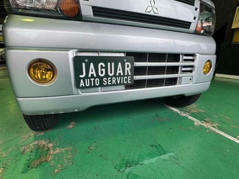 MINICAB VAN