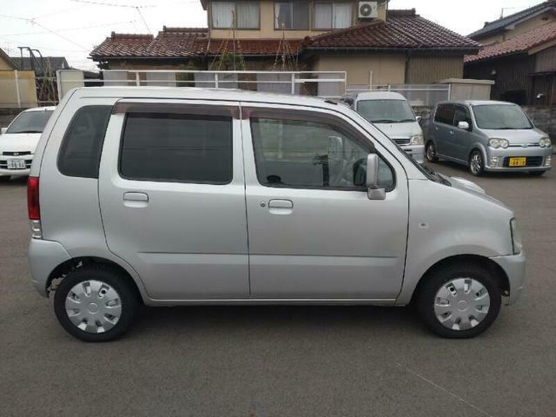 WAGON R