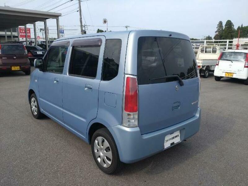 WAGON R