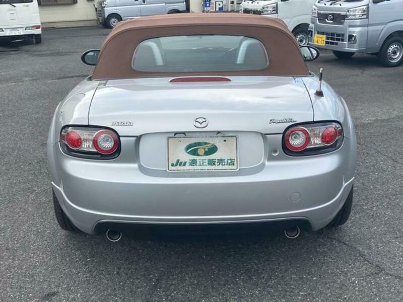 ROADSTER