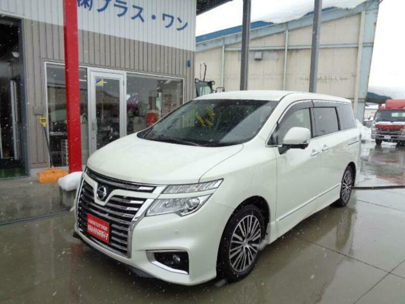 NISSAN ELGRAND