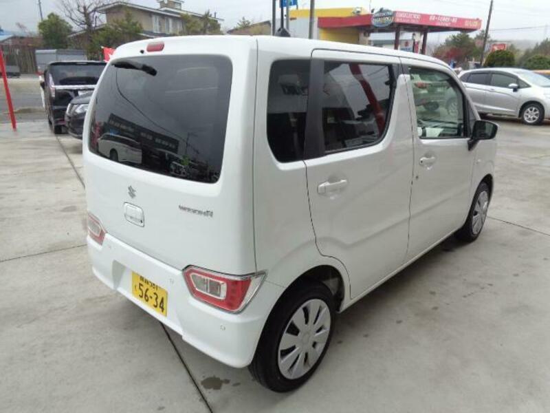 WAGON R