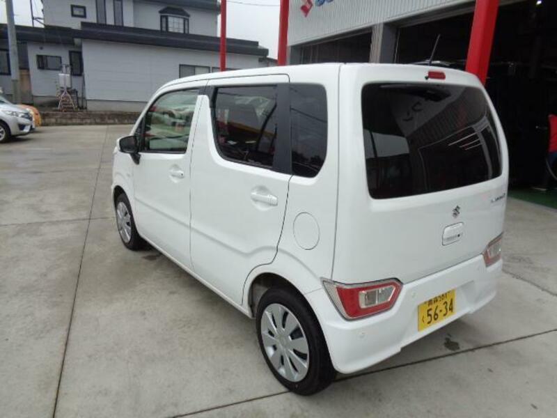 WAGON R