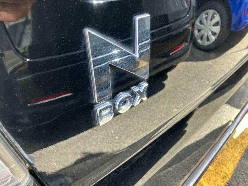 N BOX CUSTOM