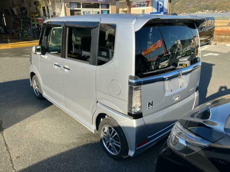 N BOX CUSTOM
