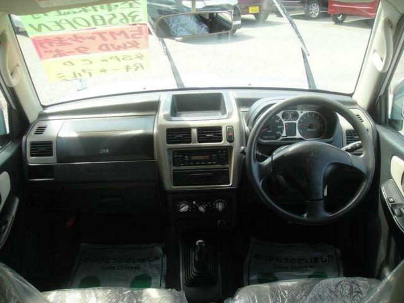 PAJERO MINI