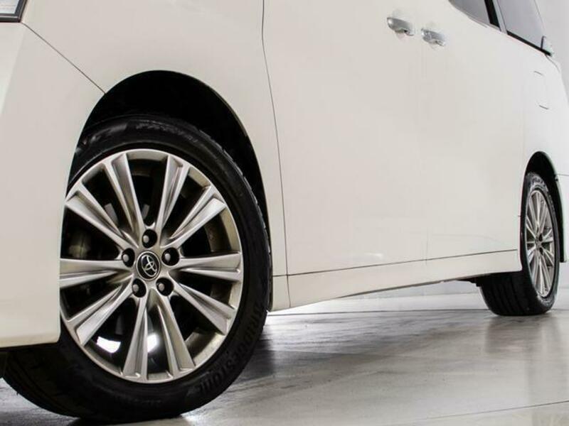 VELLFIRE
