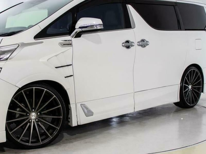 VELLFIRE