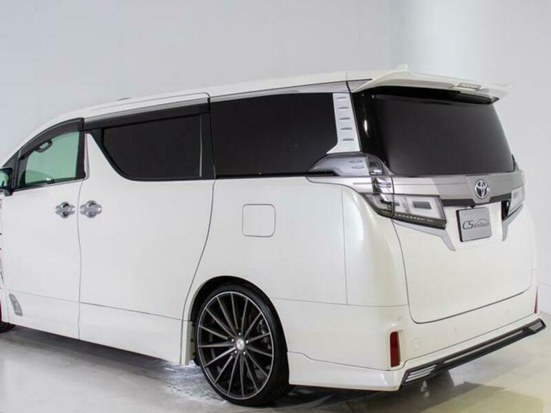 VELLFIRE