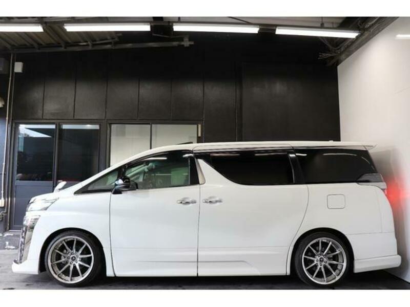 VELLFIRE
