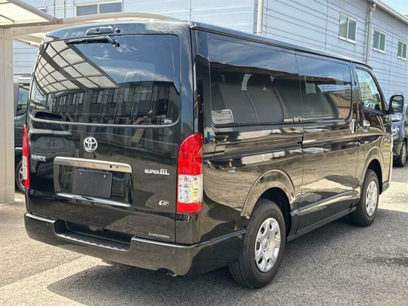 HIACE VAN
