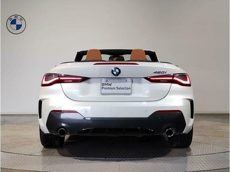4 SERIES