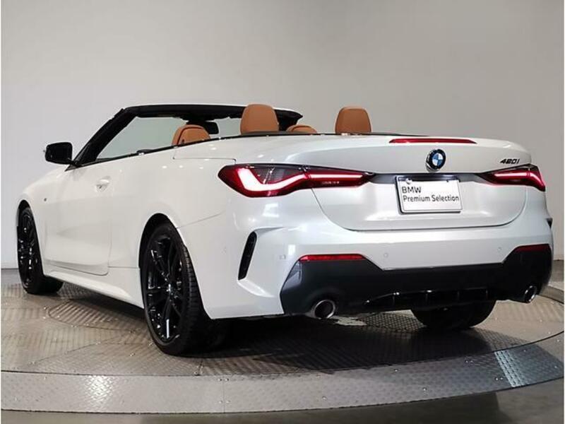 4 SERIES