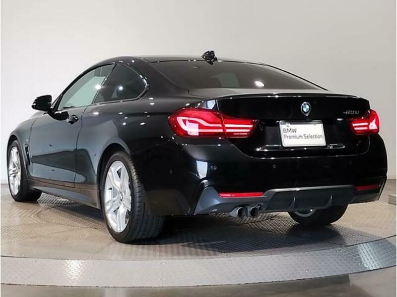 4 SERIES