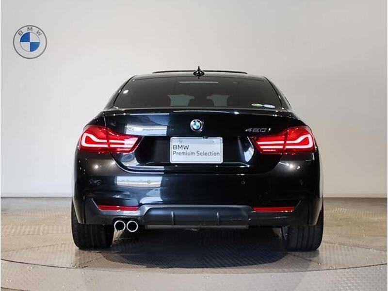 4 SERIES