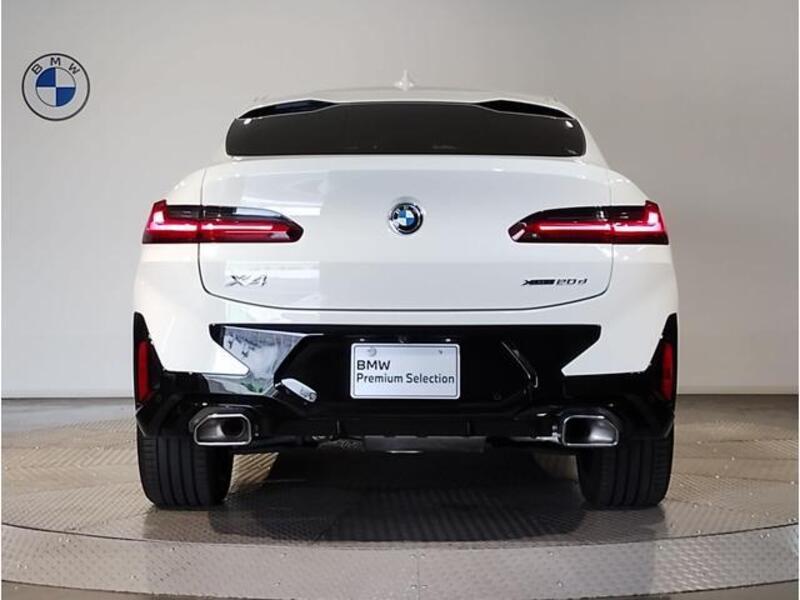 X4
