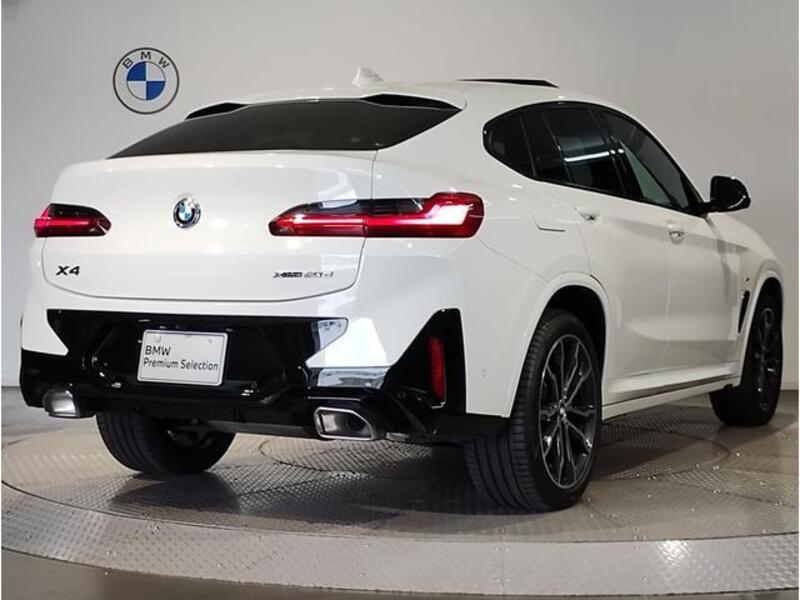 X4
