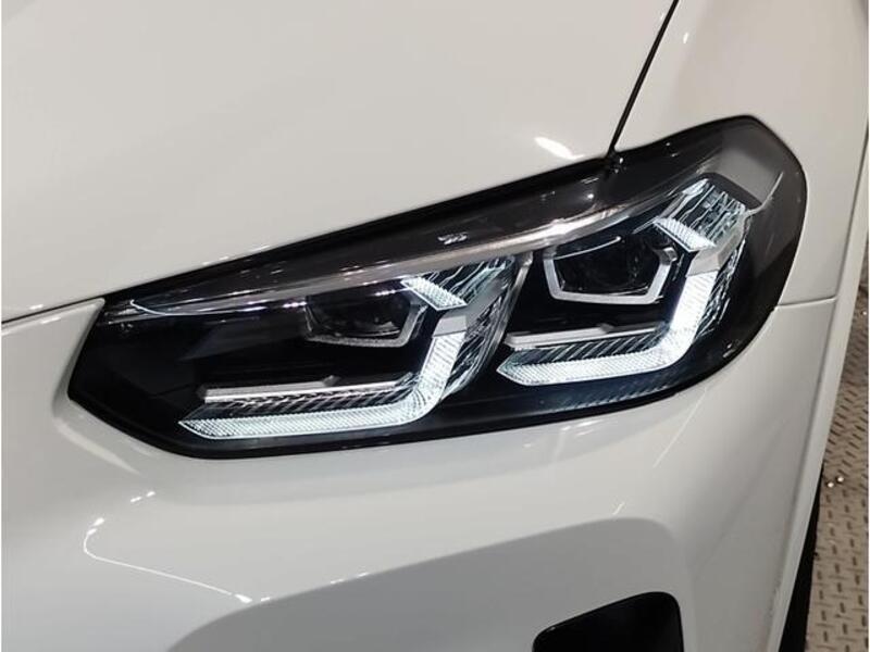 X4
