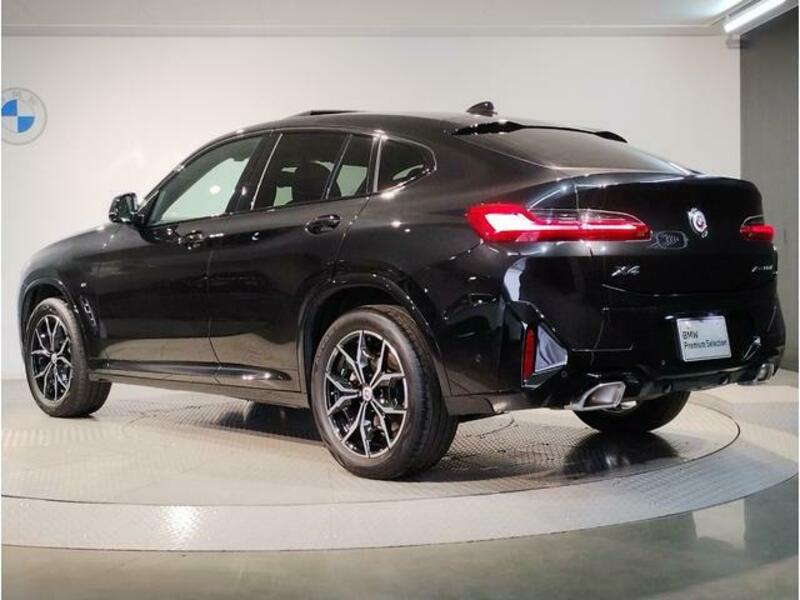 X4