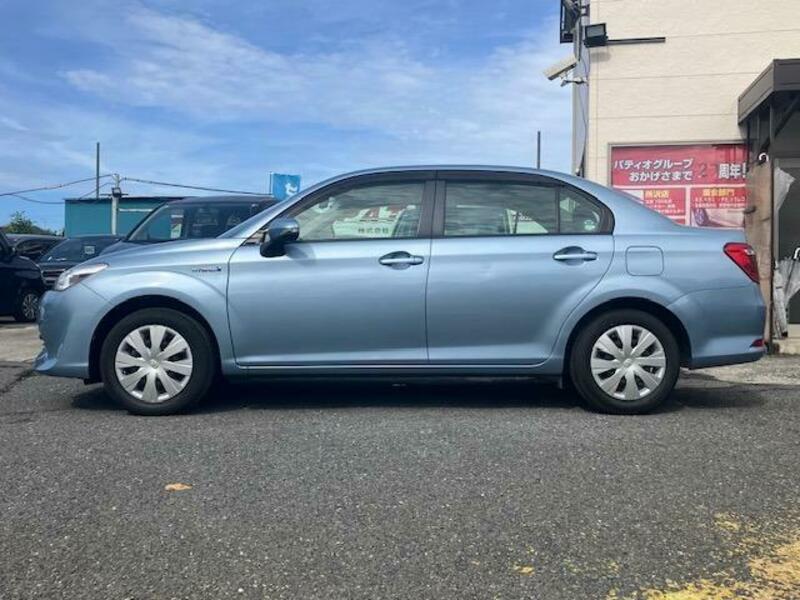 COROLLA AXIO