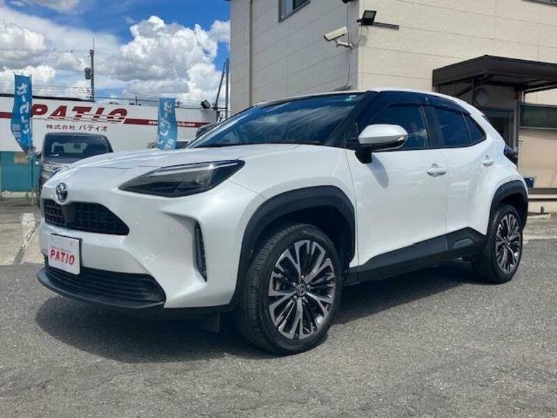YARIS CROSS