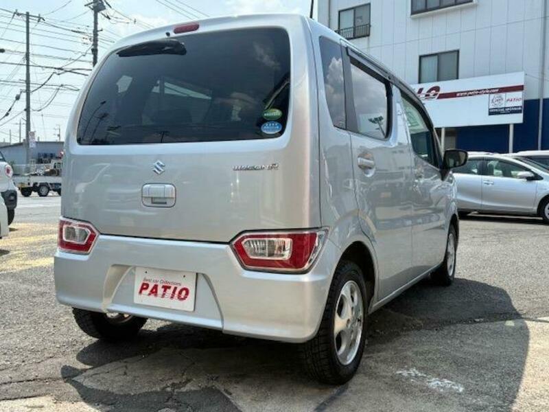 WAGON R