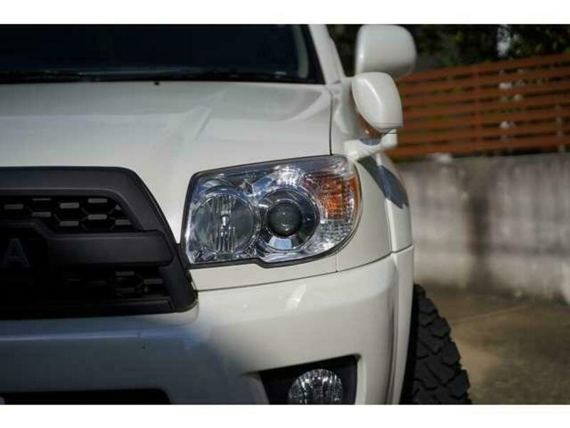 HILUX SURF