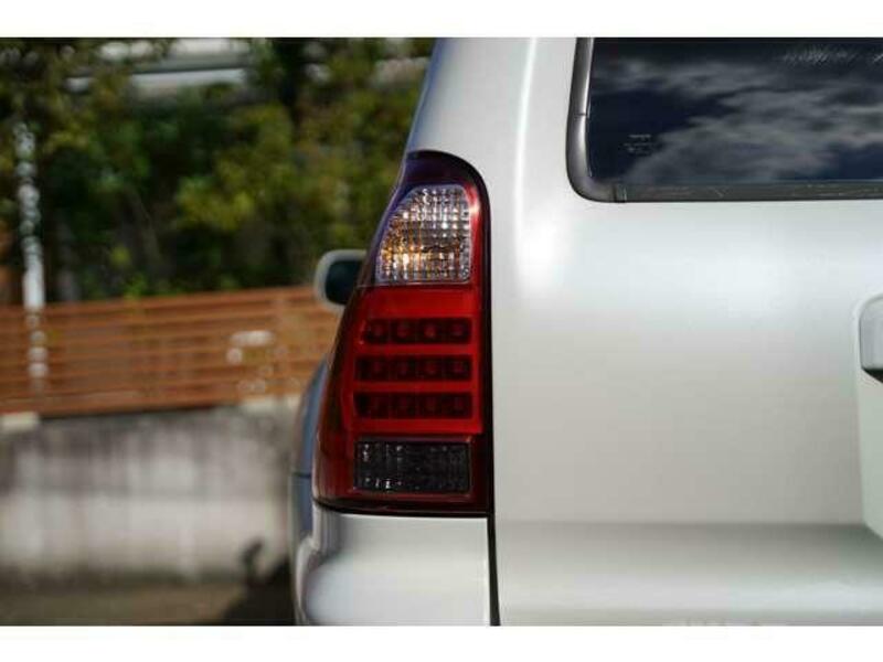 HILUX SURF