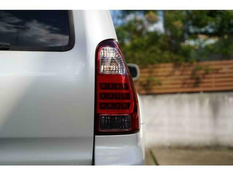 HILUX SURF