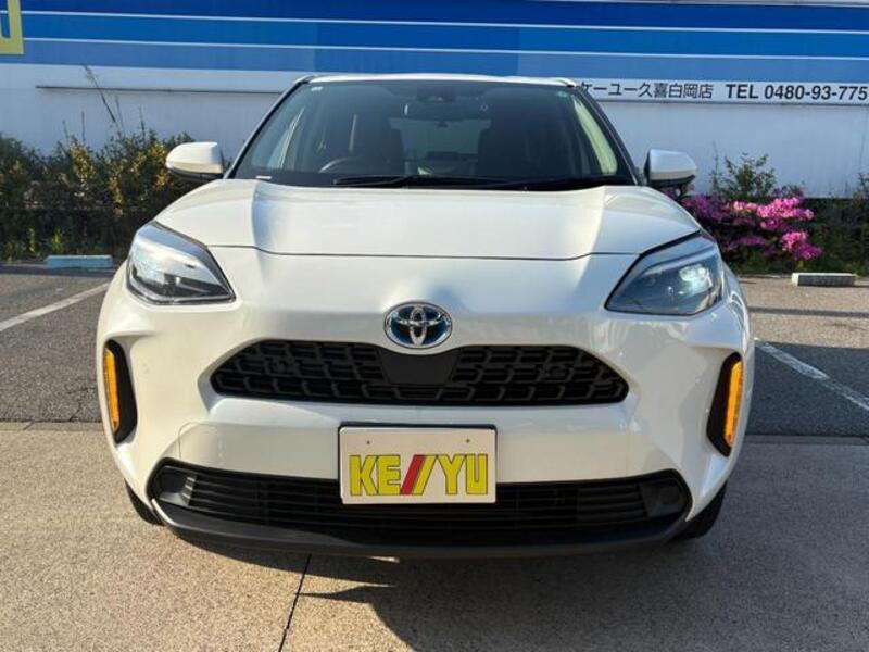 YARIS CROSS