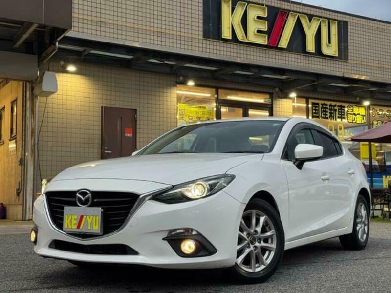 MAZDA AXELA