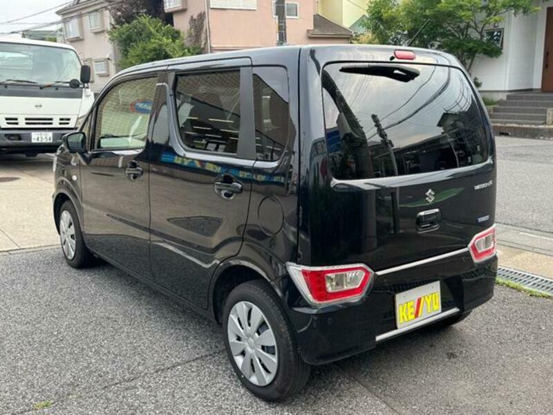 WAGON R
