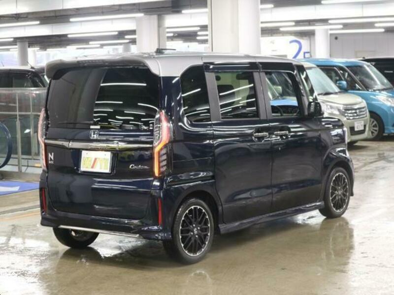 N BOX CUSTOM