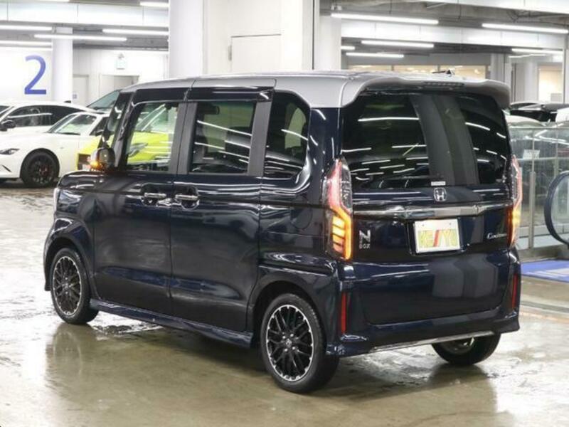 N BOX CUSTOM