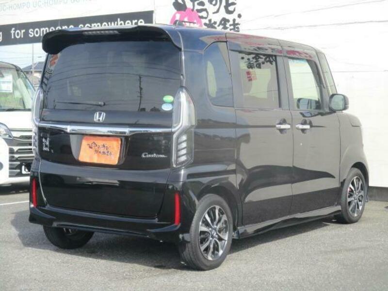 N BOX CUSTOM