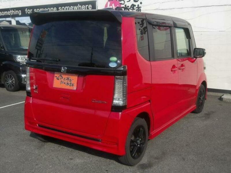 N BOX CUSTOM