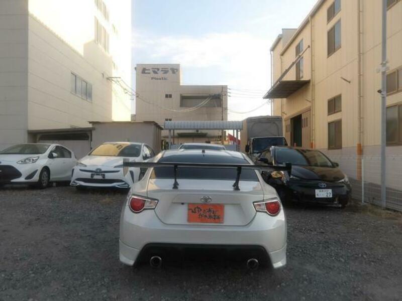 86