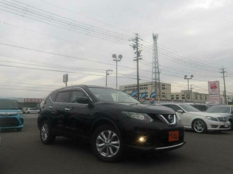 X-TRAIL