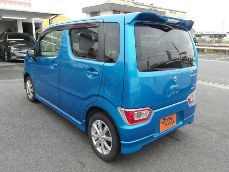 WAGON R
