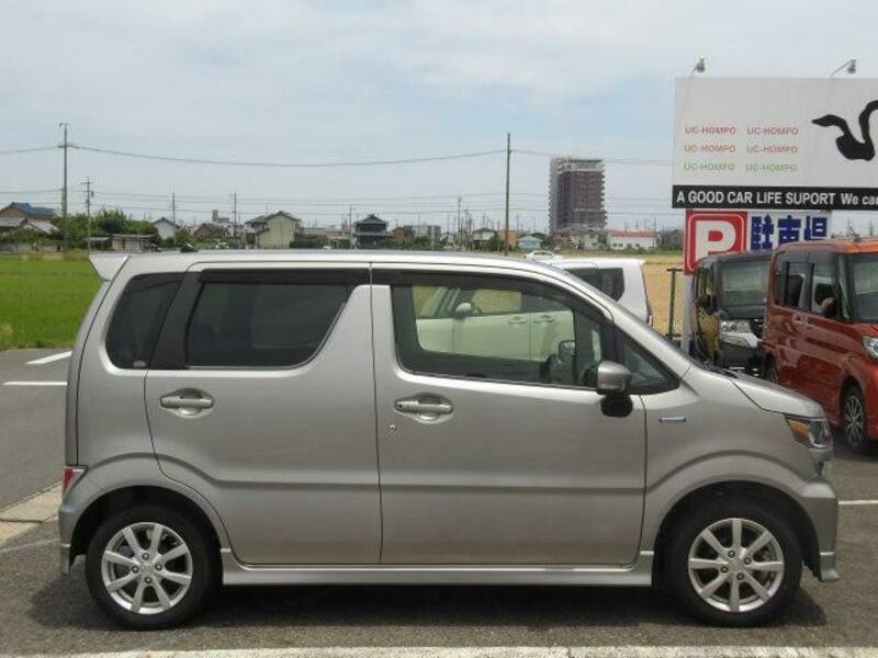 WAGON R