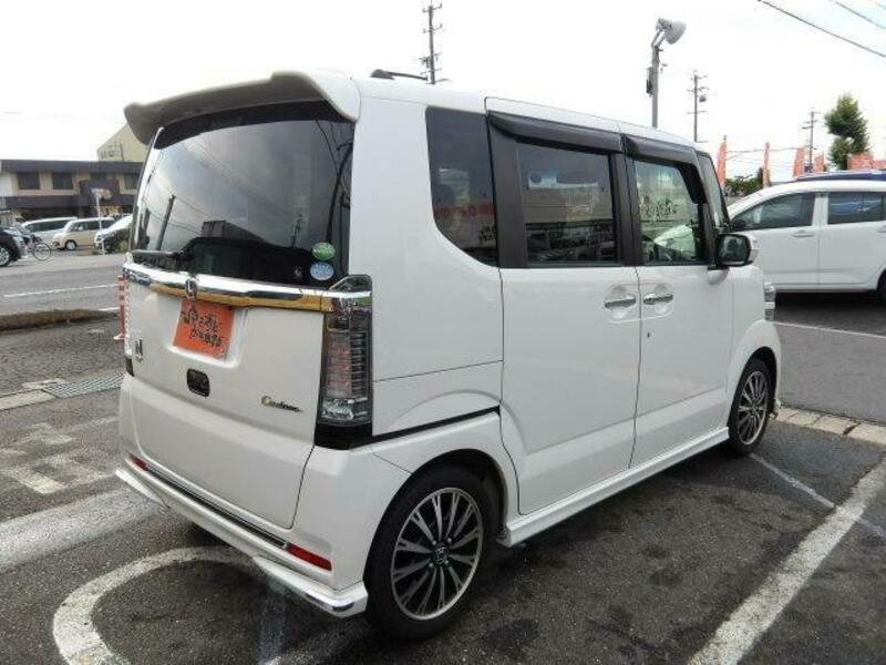 N BOX CUSTOM