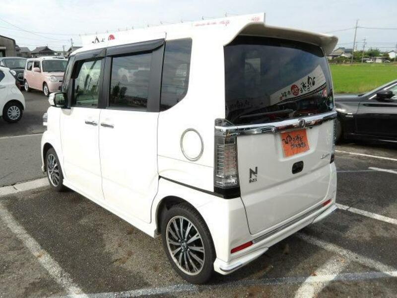 N BOX CUSTOM