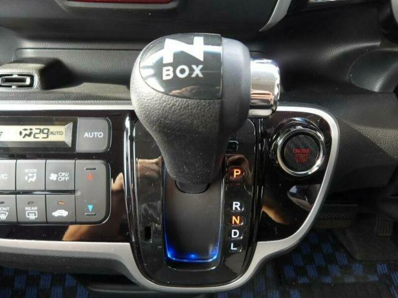 N BOX CUSTOM