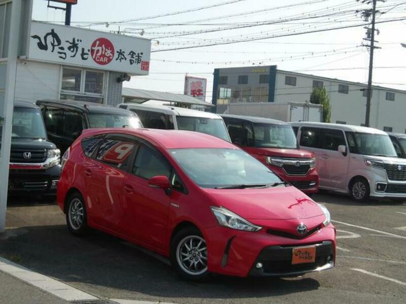 PRIUS ALPHA