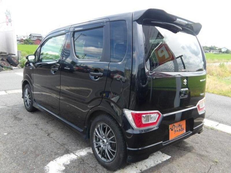 WAGON R