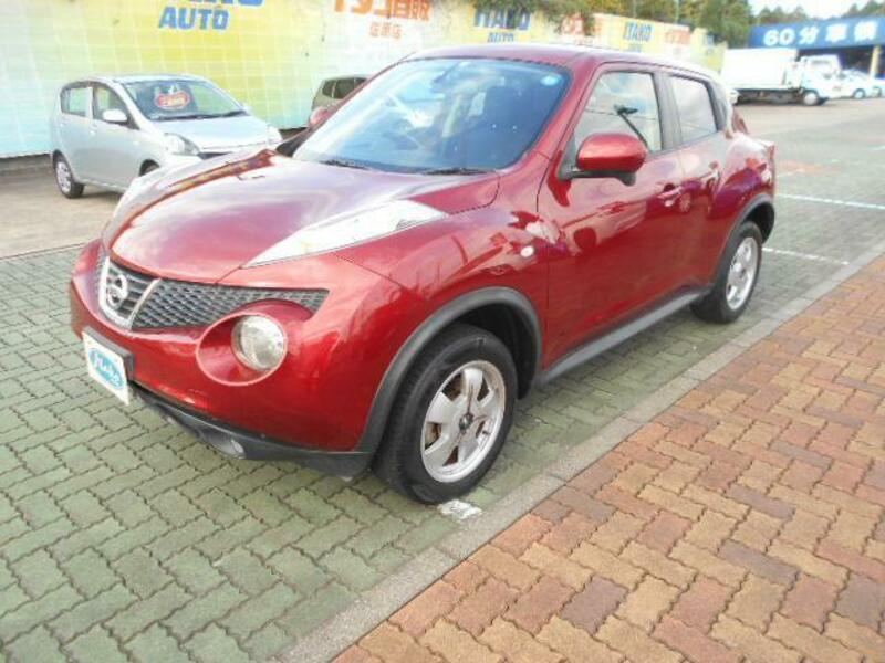NISSAN JUKE